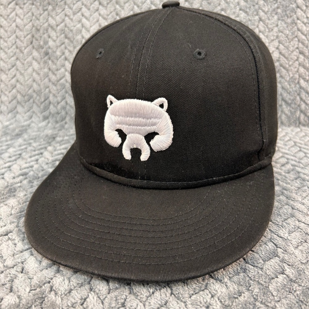 White Bear Embroidered Logo Mens Black New Era 9FIFTY Snapback Hat‎ OSFM 1831